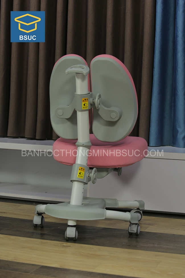 Mặt sau của ghế chống gù DRY-601 màu hồng Ghế chống gù DRY-601 màu hồng - Mặt sau