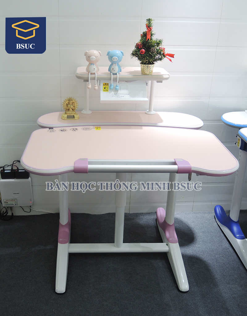Bàn thông minh chống gù giúp hạn chế tình trạng mỏi lưng khi ngồi học