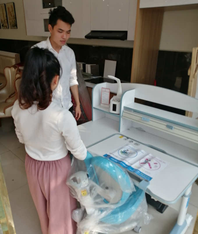Showroom bàn học thông minh tại Quảng Ninh Showroom bàn học thông minh tại Quảng Ninh
