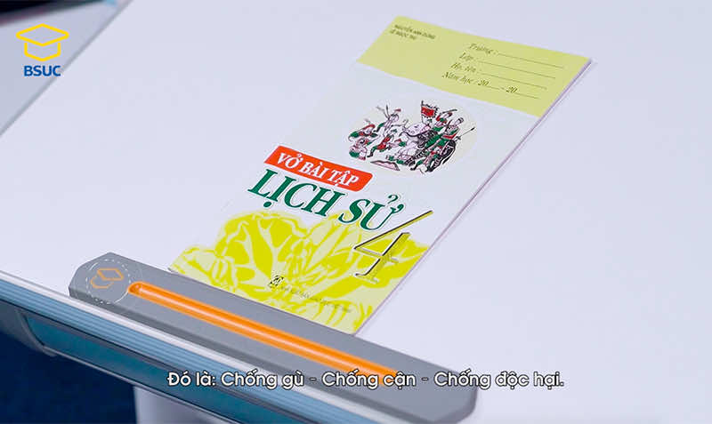 Thước có nâm châm có thể di chuyển có tác dụng chặn sách (bookstop) Thước có nâm châm có thể di chuyển có tác dụng chặn sách (bookstop)