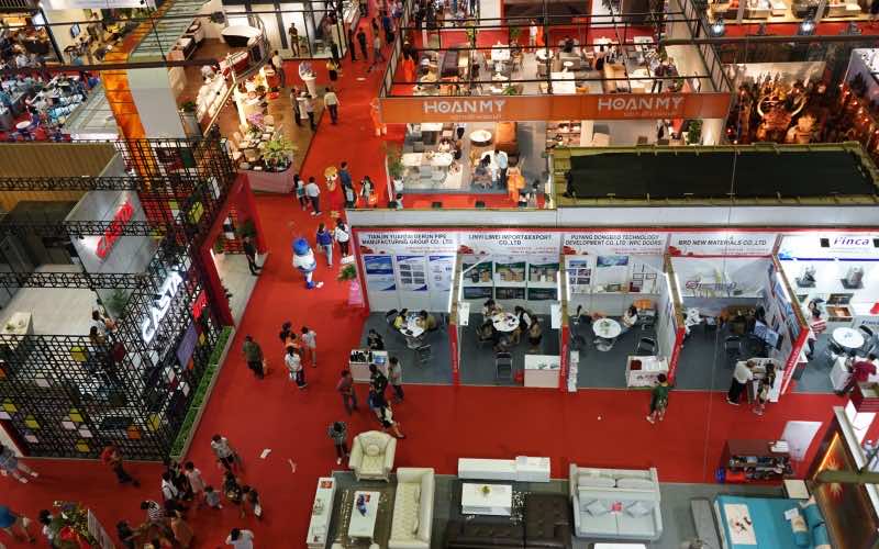 Triển lãm có quy mô 900 gian hàng với những thương hiệu hàng đầu của nhiều quốc gia trên thế giới.