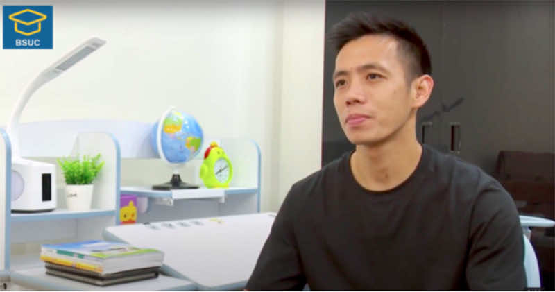 Văn Quyết phản hồi về bàn học thông minh nhãn hiệu BSUC Văn Quyết phản hồi về bàn học thông minh nhãn hiệu BSUC