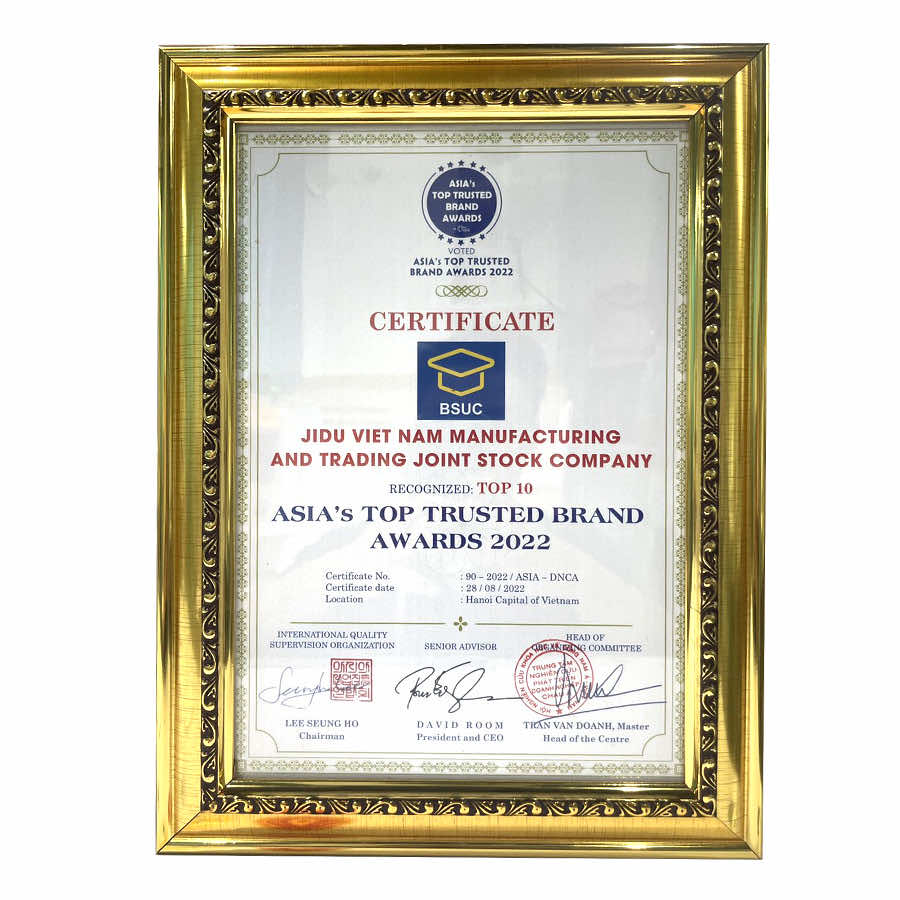 BSUC nhận giải thưởng Top 10 Thương hiệu Uy tín Hàng đầu Châu Á 1 z3685663287951 dc8e70006e6fceea8b9f78f7d9dc176c