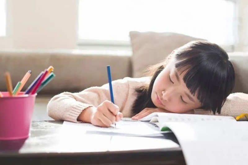 Nhu cầu mua bàn học thông minh tại Phú Thọ hiện nay