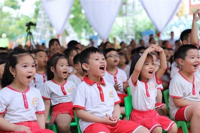 Nhu cầu sử dụng bàn học thông minh Thái Bình tăng cao