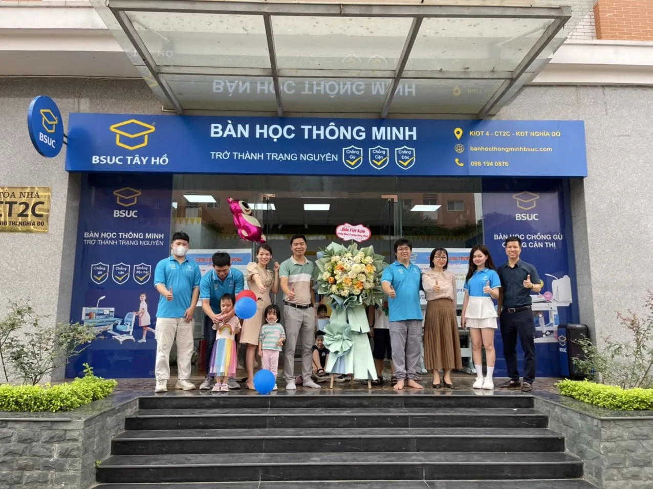 Tưng bừng khai trương bàn học thông minh BSUC Tây Hồ - Hà Nội 