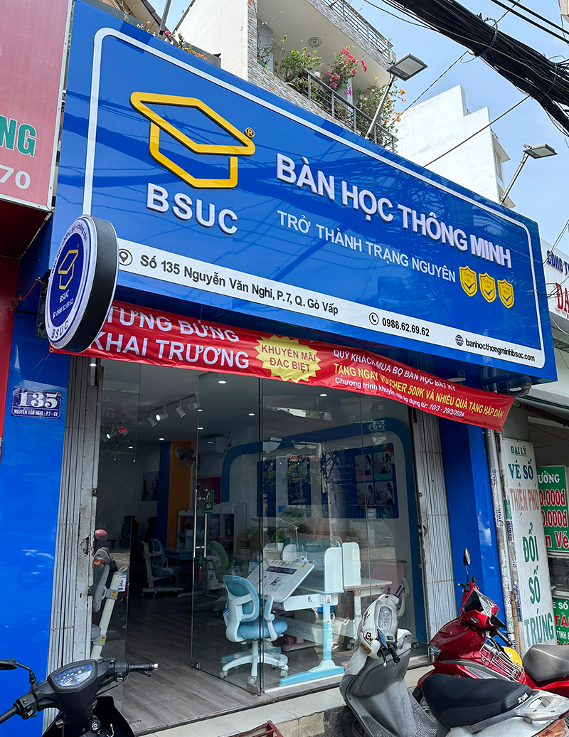 Tưng bừng khai trương showroom bàn học thông minh chống gù Gò Vấp, Hồ Chí Minh