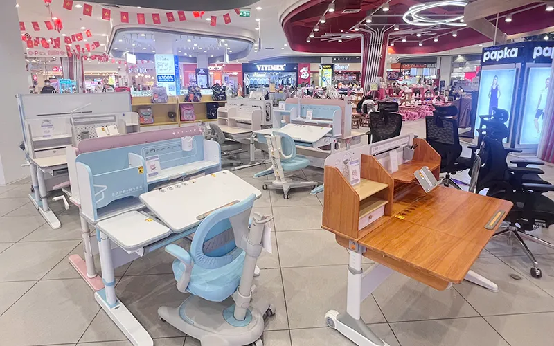 BSUC khai trương bàn học thông minh chống gù tại siêu thị Big C GO! Dĩ An, Bình Dương 1 BSUC Tại Siêu Thị Big C GO Dĩ An Ảnh 1
