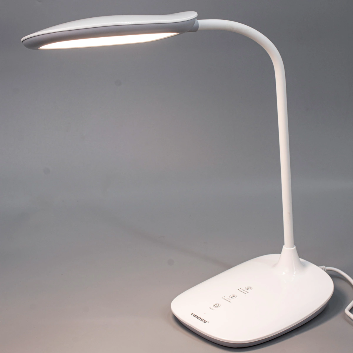 Đèn học chống cận loại nào tốt? Top 10 thương hiệu 2025 9 Den Hoc Chong Can Tiross