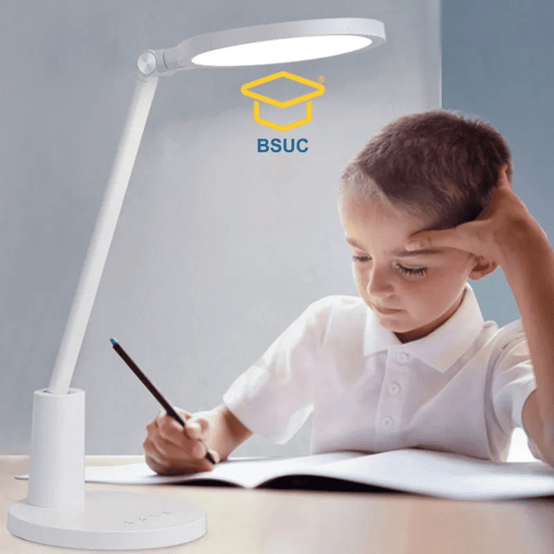 6 mẹo sử dụng đèn học chống cận hạn chế cận thị hiệu quả 1 Meo Su Dung Den Hoc Chon Can